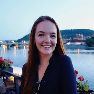 Meet your Posher, Lauren